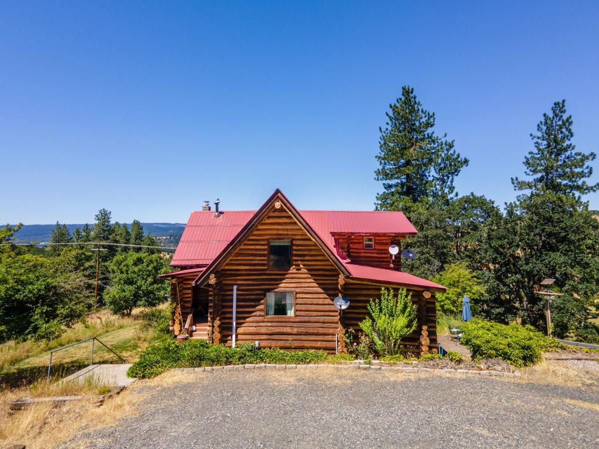 Rowland Log Cabin Home Lyle Экстерьер фото