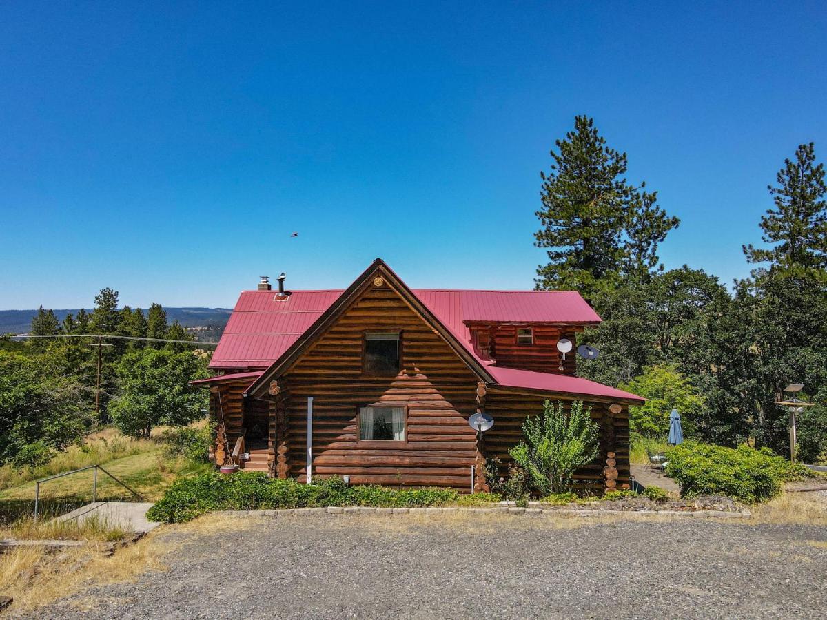 Rowland Log Cabin Home Lyle Экстерьер фото